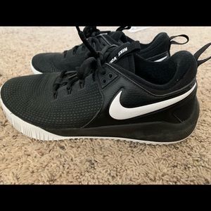 Volleyball shoes